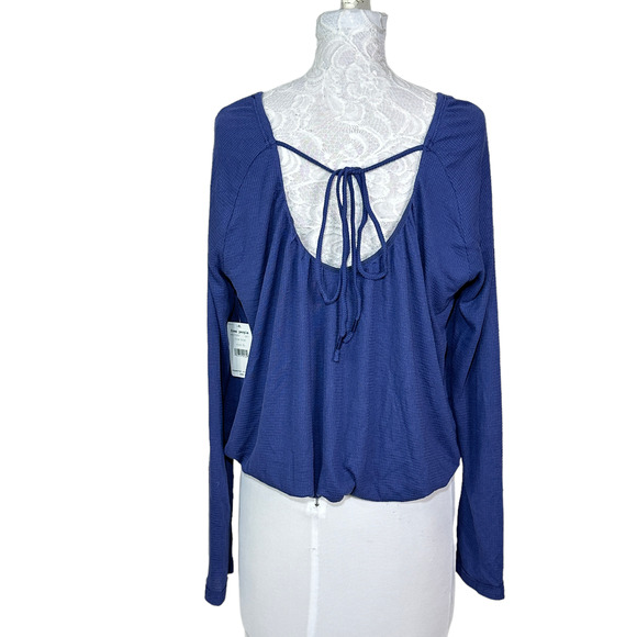Free People Bondi Long Sleeve cropped Blouson Thermal Top True Blue Women XL NWT - Picture 6 of 13